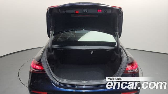 Mercedes-Benz E-класс W213 AMG Line, 2022 20