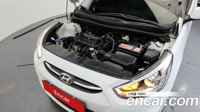 Hyundai Accent(новый кузов / новое поколение) Premium, 2016 6