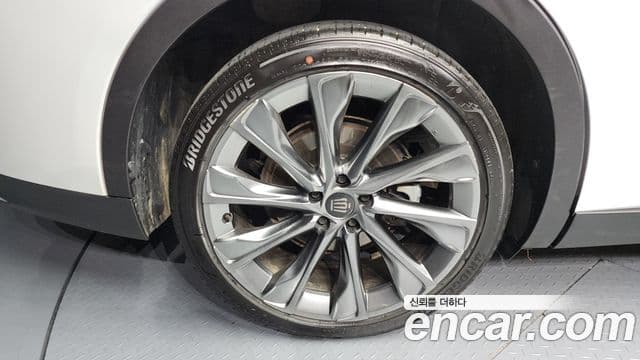 Toyota 크라운 кроссовер, 2023 все фото