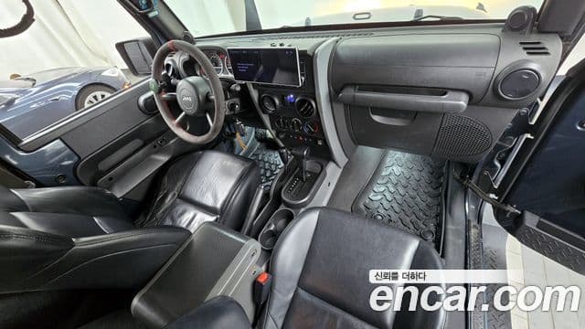 Jeep Wrangler (JK) 2.8 дизель Rubicon 2도어, 2007 7