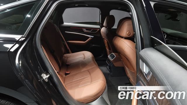 Audi A6 (C8) Premium, 2023 12