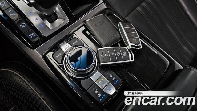 Genesis EQ900 Prestige, 2016 9