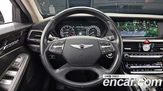 Genesis EQ900 Prestige, 2016 13