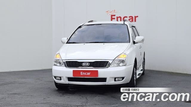 Kia Carnival R топовая версия, 2012 3