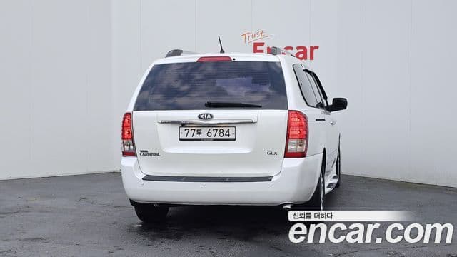 Kia Carnival R топовая версия, 2012 4