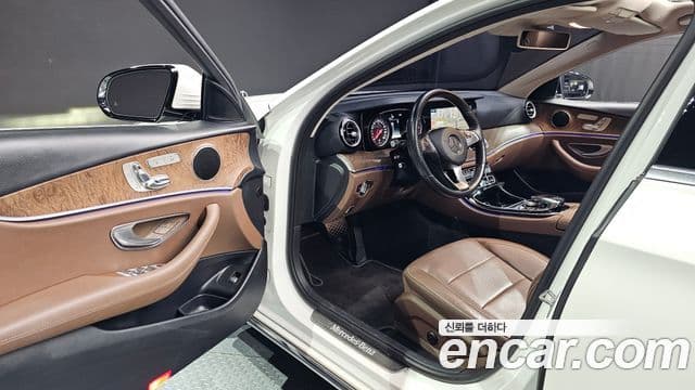 Mercedes-Benz E-класс W213 Exclusive, 2018 12