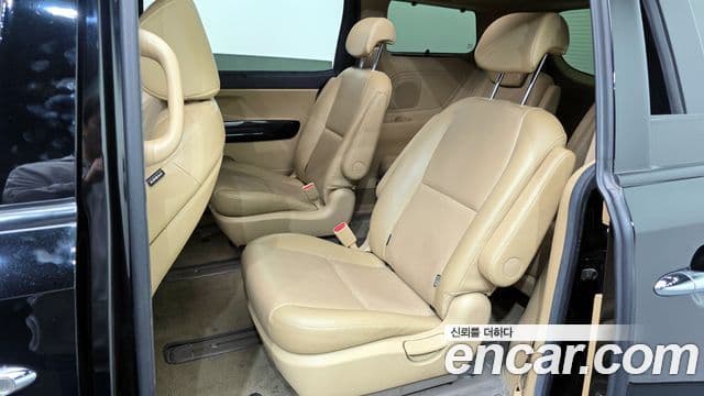 Kia All New Carnival Prestige, 2017 11