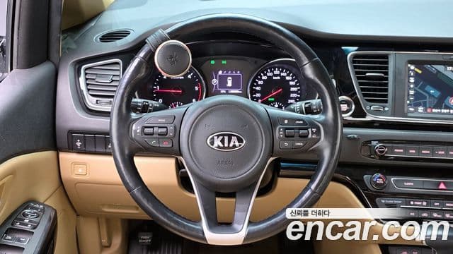 Kia All New Carnival Prestige, 2017 14