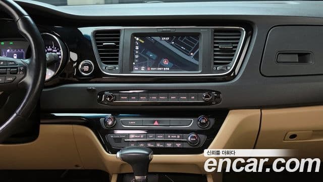 Kia All New Carnival Prestige, 2017 19