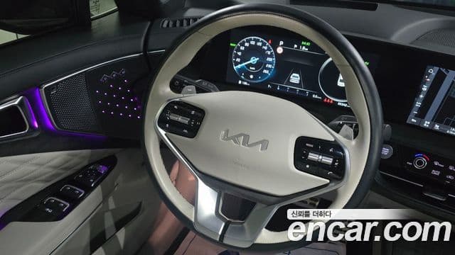 Kia K8 гибрид Signature, 2023 13