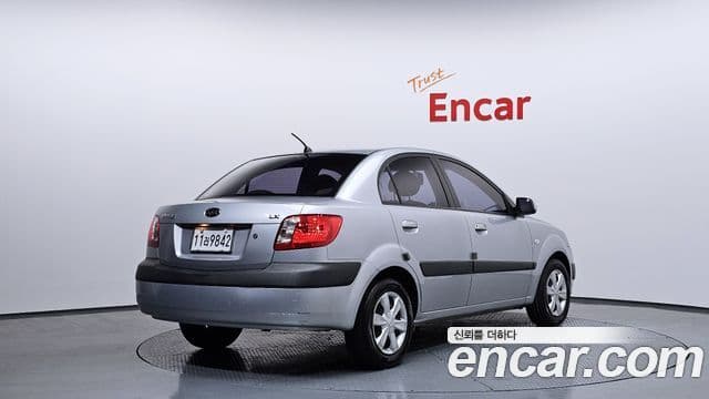 Kia Pride(новый кузов / новое поколение) 4DR 1.4 DOHC LX, 2007 2