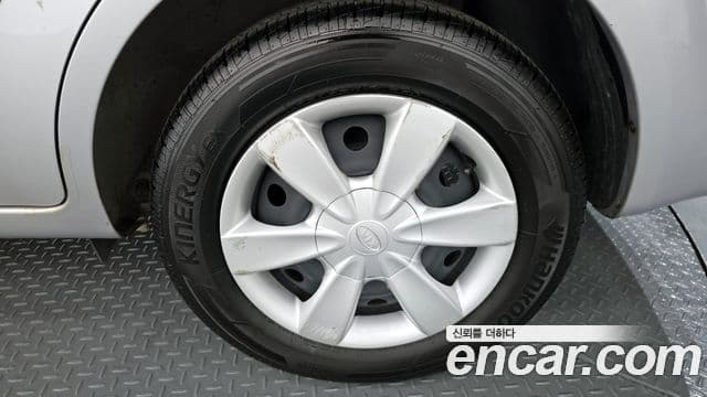 Kia Pride(новый кузов / новое поколение) 4DR 1.4 DOHC LX, 2007 все фото