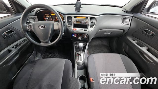Kia Pride(новый кузов / новое поколение) 4DR 1.4 DOHC LX, 2007 7