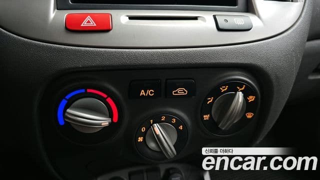 Kia Pride(новый кузов / новое поколение) 4DR 1.4 DOHC LX, 2007 15