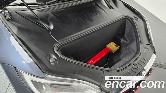 Tesla модель S, 2019 6