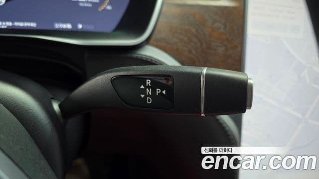 Tesla модель S, 2019 9