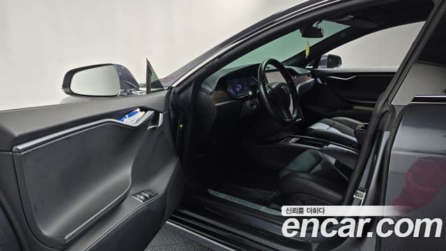 Tesla модель S, 2019 10