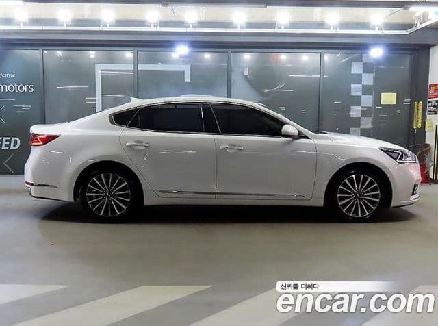 Kia All New K7 Prestige, 2016 3