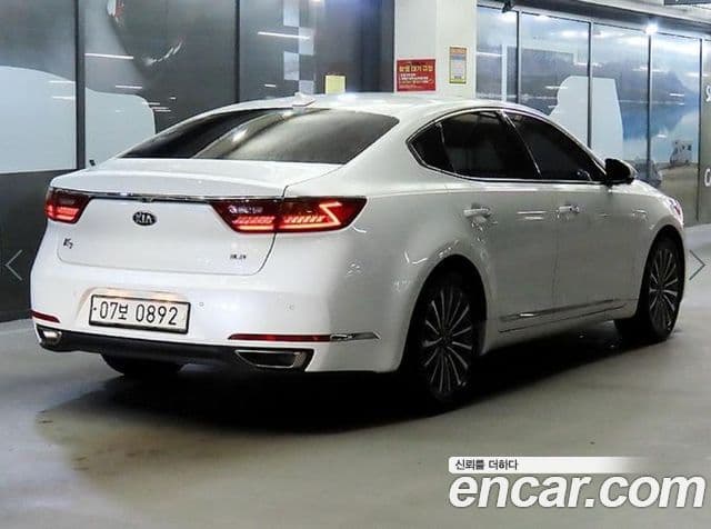 Kia All New K7 Prestige, 2016 4