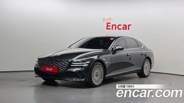Genesis G80 (RG3) бензин 2.5 турбо AWD, 2025 1