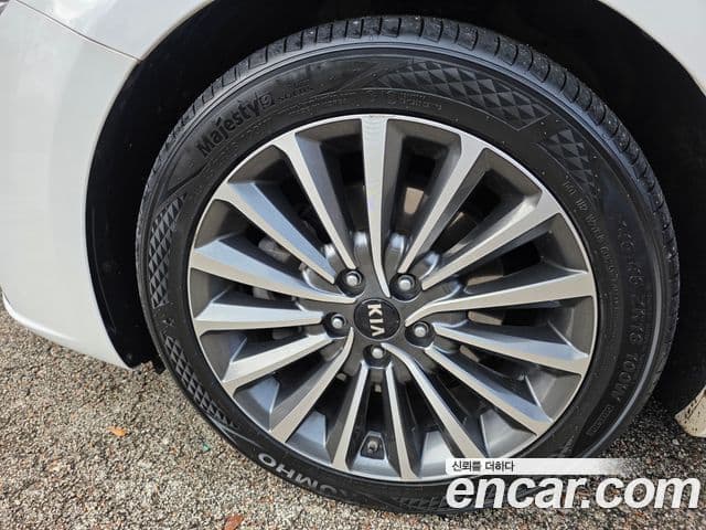 Kia All New K7 2.2 дизель Limited, 2018 все фото