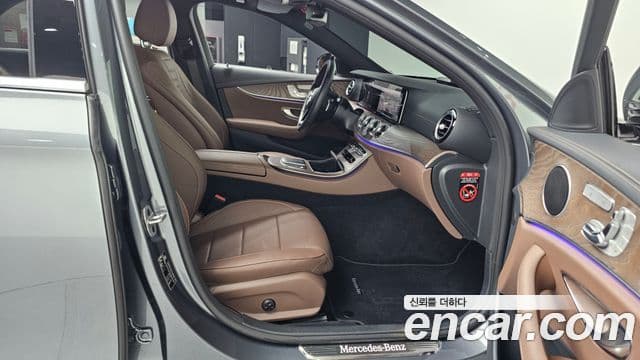 Mercedes-Benz E-класс W213 Exclusive, 2022 11