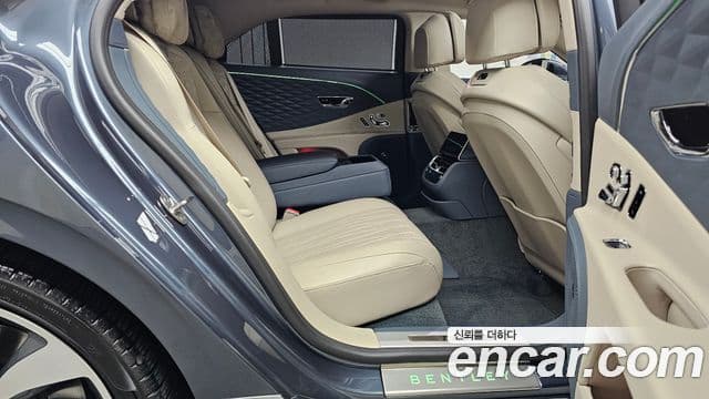 Bentley Flying Spur 3세대, 2022 12
