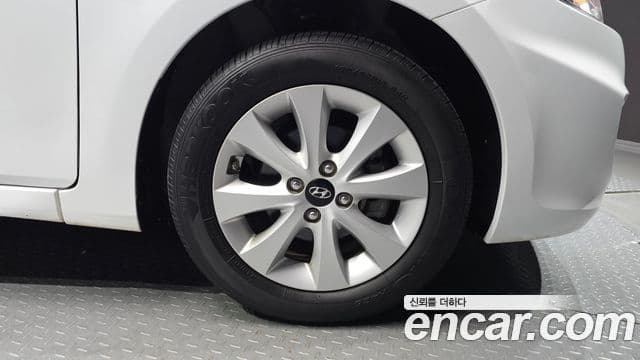 Hyundai Accent(новый кузов / новое поколение) Modern, 2017 все фото