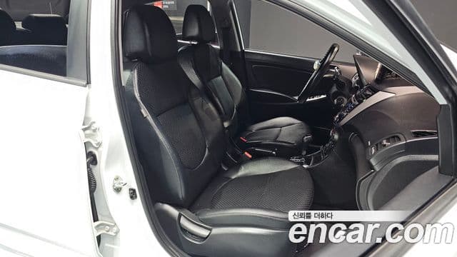 Hyundai Accent(новый кузов / новое поколение) Modern, 2017 10