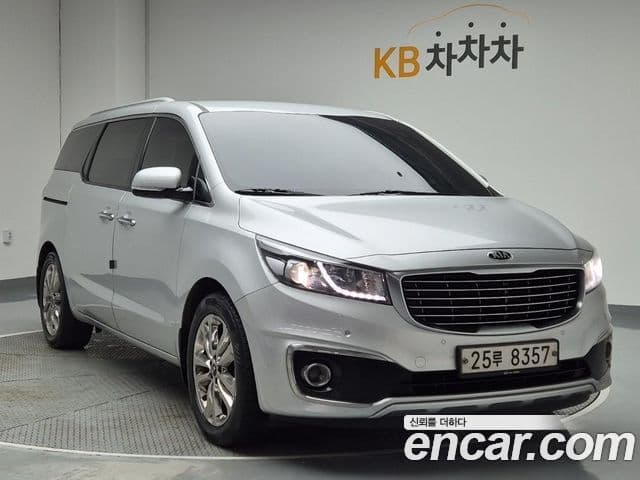 Kia All New Carnival Noblesse, 2015 4