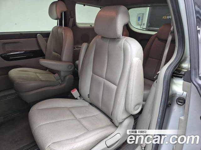 Kia All New Carnival Noblesse, 2015 14