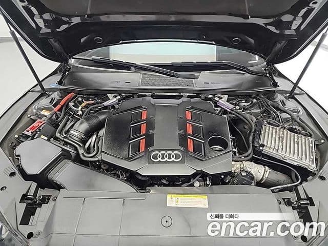 Audi S7 (4K), 2021 все фото