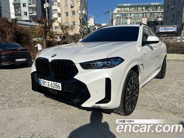 BMW X6 (G06) xDrive40i M Sport, 2026 1
