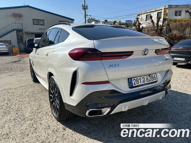 BMW X6 (G06) xDrive40i M Sport, 2026 все фото