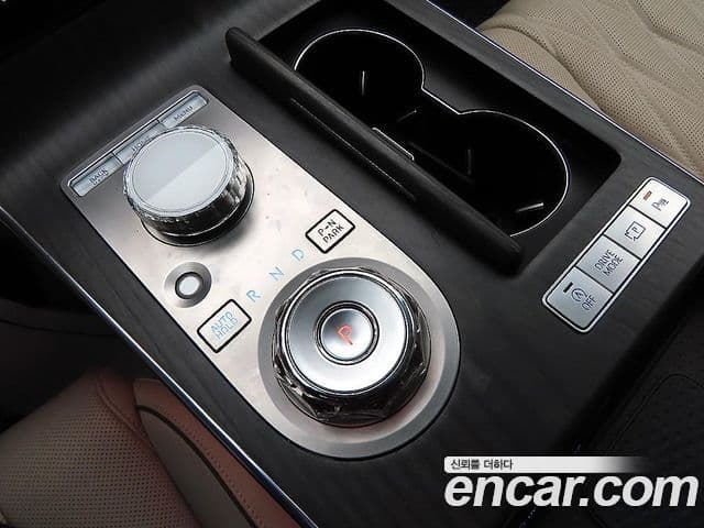 Genesis G80 (RG3) бензин 2.5 турбо 2WD, 2025 11