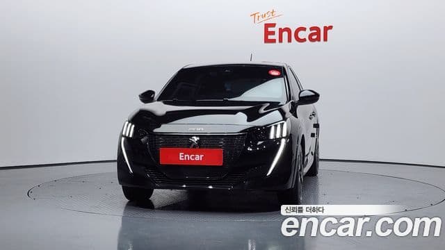 Peugeot e-208 2세대 GT, 2022 3