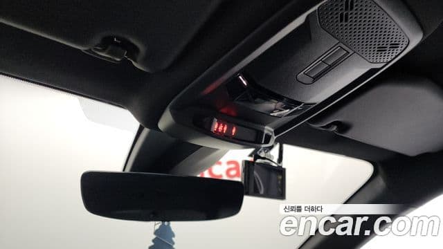 Peugeot e-208 2세대 GT, 2022 16