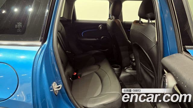 Mini Cooper 3세대, 2022 12