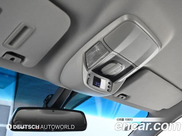 KG모빌리티(SsangYong) Korando 투리스모 4WD TX 9인승, 2017 10