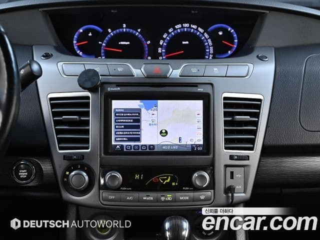 KG모빌리티(SsangYong) Korando 투리스모 4WD TX 9인승, 2017 14