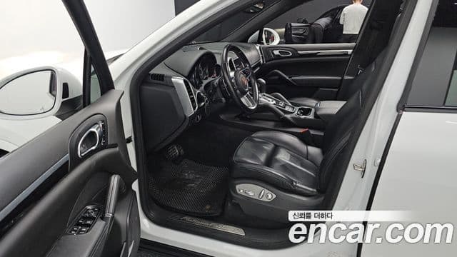 Porsche New Cayenne 958, 2017 11