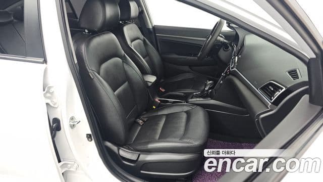 Hyundai Avante AD 1.6 GDI Smart, 2017 10