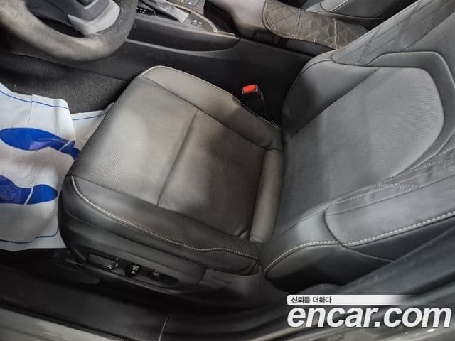 Lexus UX250h, 2024 10