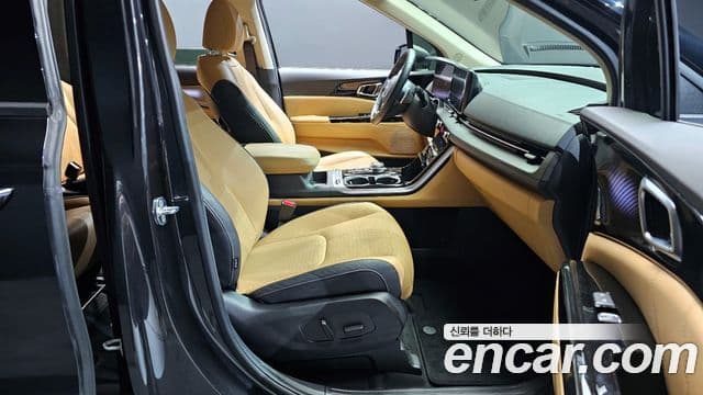 Kia Carnival 4세대 Signature, 2023 11