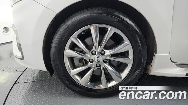 Kia The / новый New Carnival Noblesse, 2019 все фото