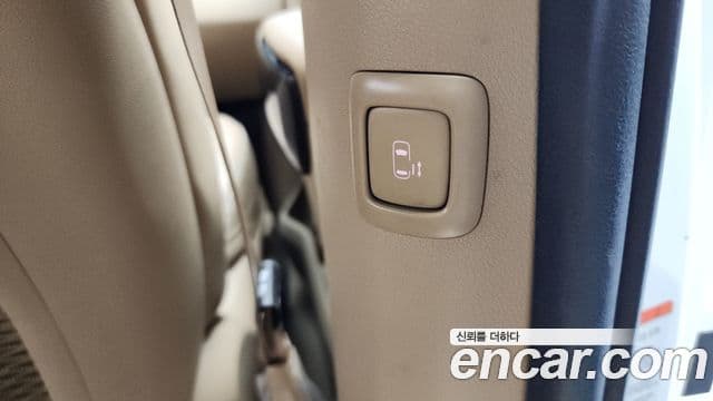 Kia The / новый New Carnival Noblesse, 2019 17