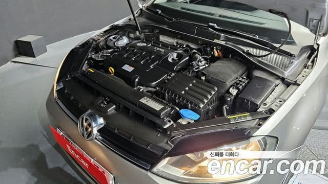 Volkswagen Гольф 7세대, 2015 6