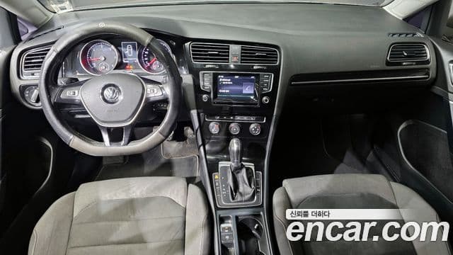 Volkswagen Гольф 7세대, 2015 7