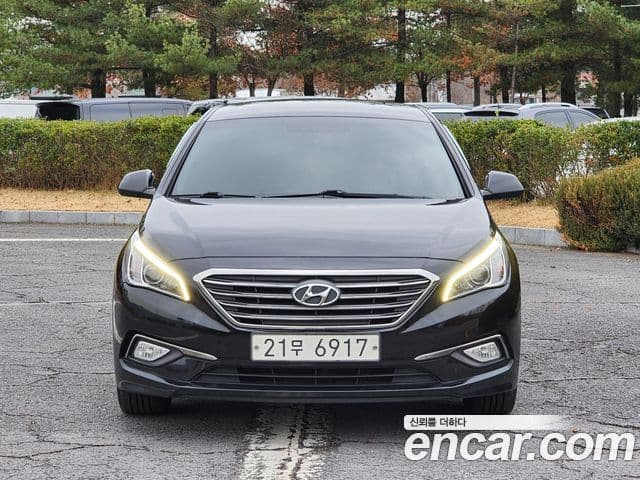 Hyundai LF Sonata Special, 2016 1
