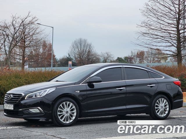 Hyundai LF Sonata Special, 2016 3
